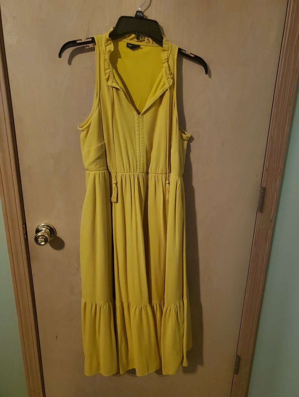 Torrid, Size 00, Yellow Sleeveless Dress With Liner